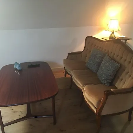 Bed & Breakfast Den Gamle Arrest 3*