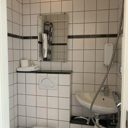 Den Gamle Arrest Bed & Breakfast