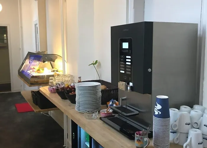 登亚姆勒阿莱斯特酒店 3* 里伯