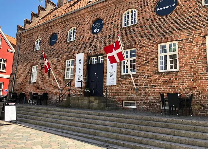 Den Gamle Arrest Bed and breakfast